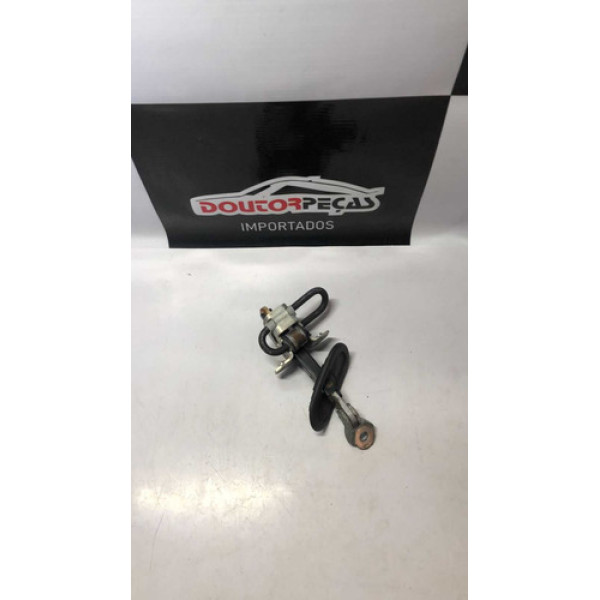 Limitador Porta Traseira Esquerda Fiat Linea 2009
