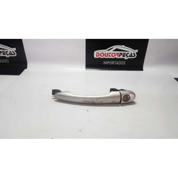 Maçaneta Externa Dianteira Esquerda Palio 12 a 19 Dianteira