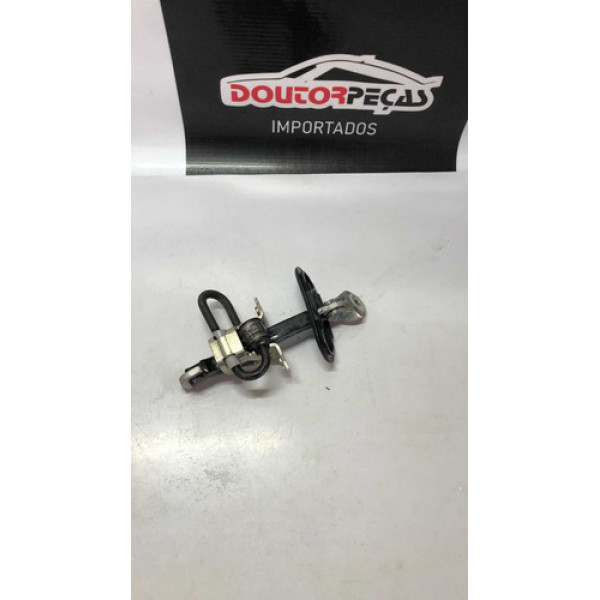 Limitador Porta Traseira Direita Fiat Linea 2009