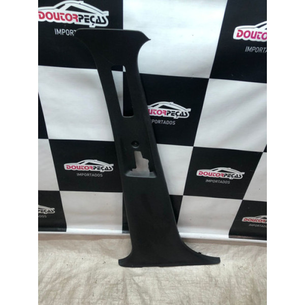 Acabamento Coluna Interna Lado Esquerdo Kwid 2018