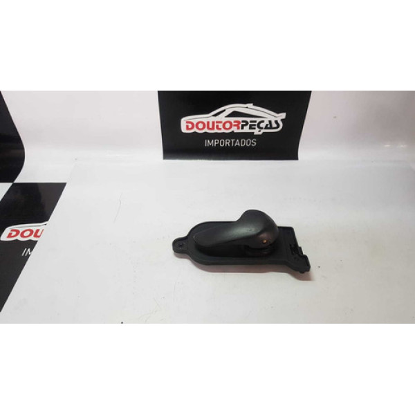 Maçaneta Interna Dianteira Direita Fiesta 05 Dianteira