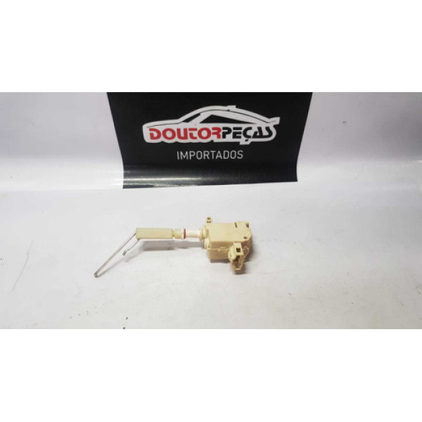 Trava Eletrica Porta Malas Vw Voyage G5 09 a 12