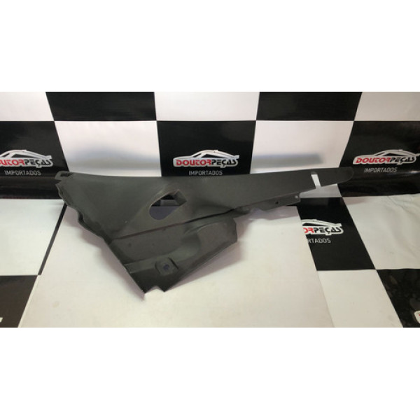 Moldura Inferior Traseira Direita Porta Malas Gm Onix 2019