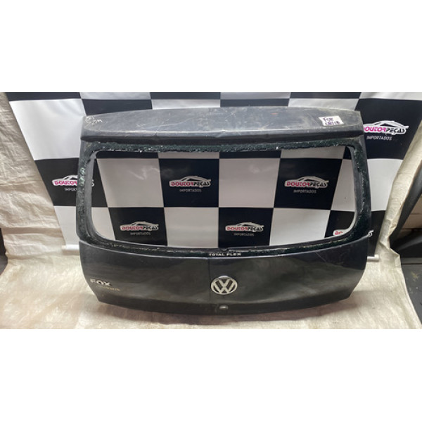 Tampa Traseira Volksvagen Fox 2004 a 2010 Detalhe Preto