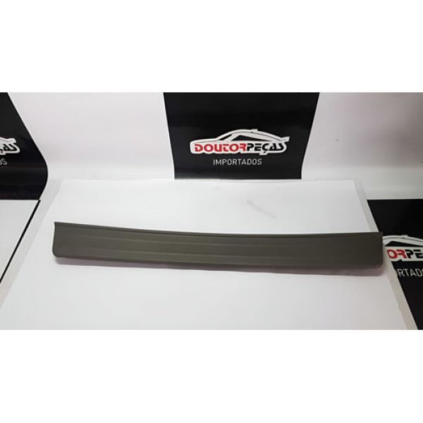 Soleira Dianteira Direita Hyundai Tucson 2.0 2010 Cinza1