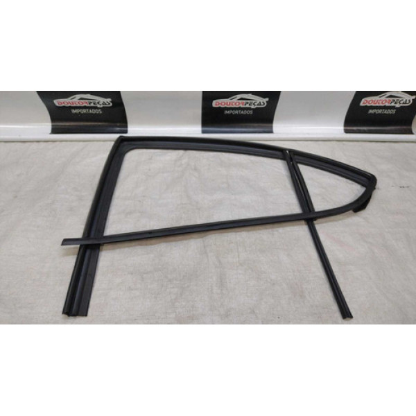 Pestana Externa Traseira Esquerda Jac J3 Turim 2012