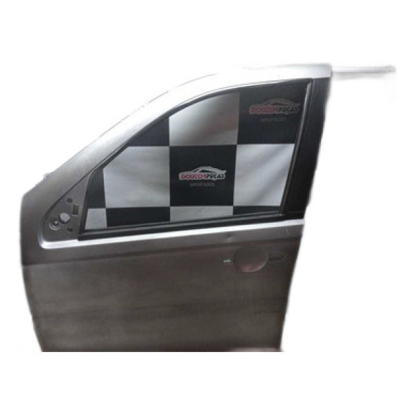 Porta Dianteira Esquerda Palio Weekend/siena 08/17 Dianteira Esquerda