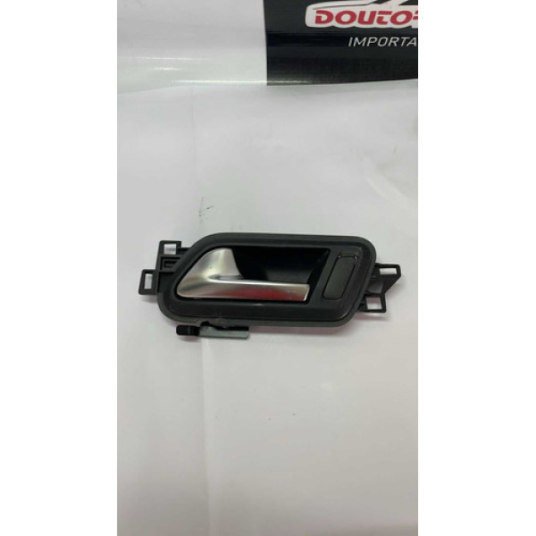 Maçaneta Interna Traseira Esquerda Amarok 2010 Traseira