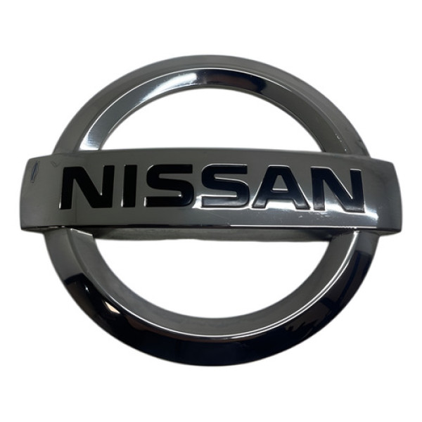 Emblema Simbolo Tampa Traseira Nissan March 2013 2014 2015 Prateado