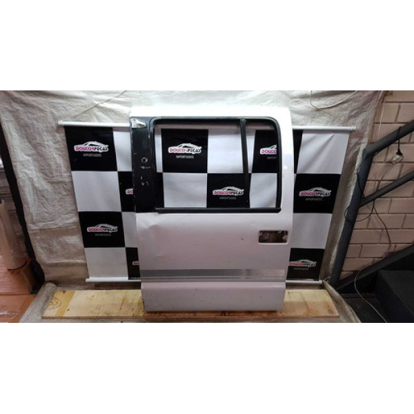 Porta Traseira Esquerda S10 02/11/detalhe Traseira Esquerdo