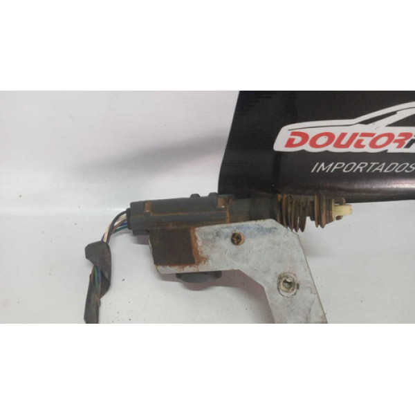 Trava Elétrica Dianteira Direita Peugeot 206