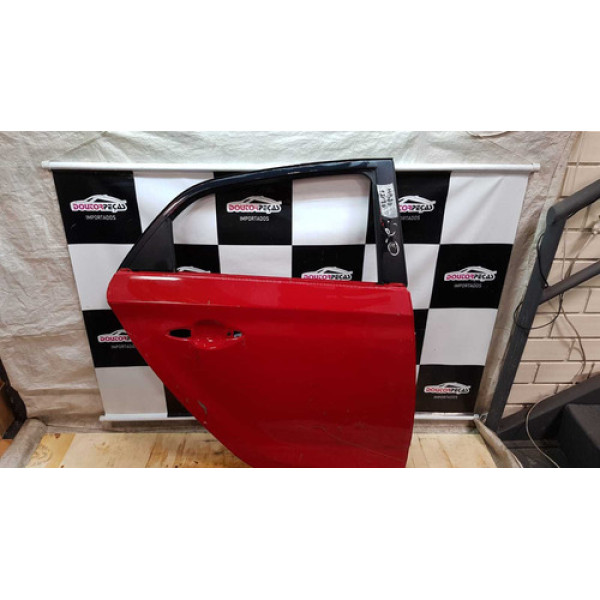 Porta Traseira Direita Hyundai Hb20 15/19 /detelhe Traseira Direita