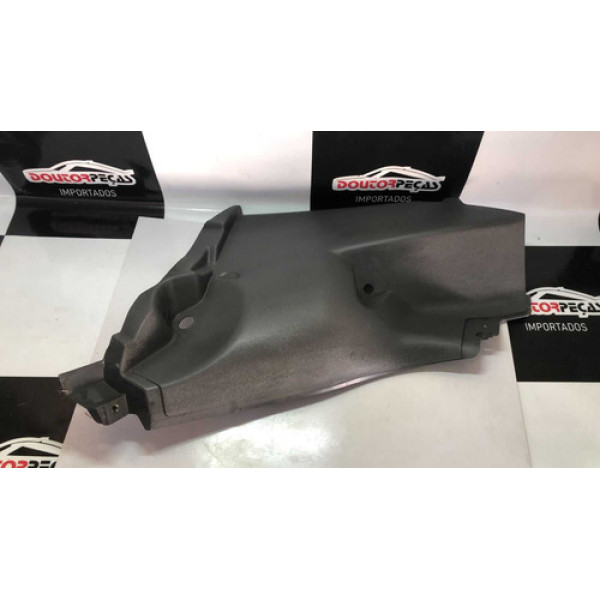 Acabamento Coluna Inferior Traseira Esquerda Fiat linea 2009