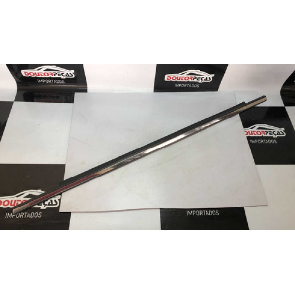 Pestana Externa Traseira Direita Fiat Linea 2009