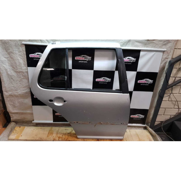 Porta Traseira Direita Vw Golf 99/13 Traseira Direito