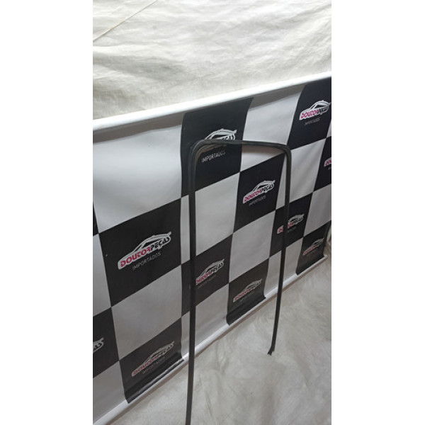 Guia Do Vidro Dianteiro Direito Sprinter 05/11 Preto