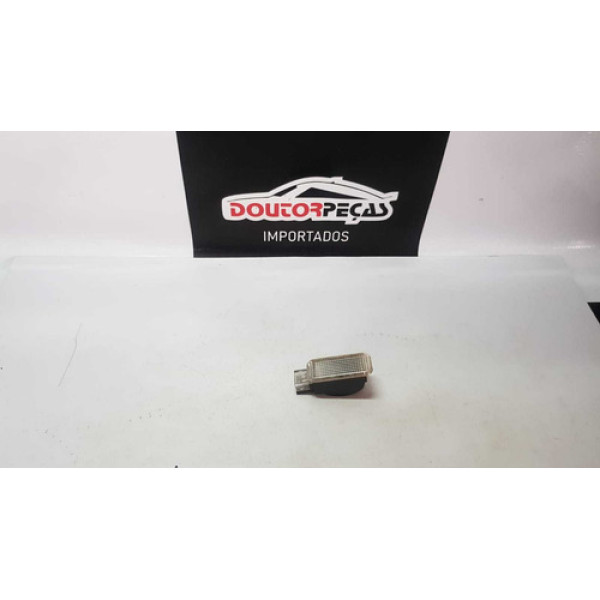 Lanterna Porta Malas Porta Luvas Audi Passat 11 a 15