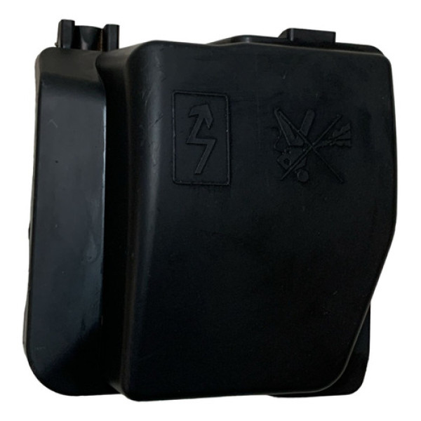 Tampa Caixa Fusível Duster Sandero 2015 2017 (usado)