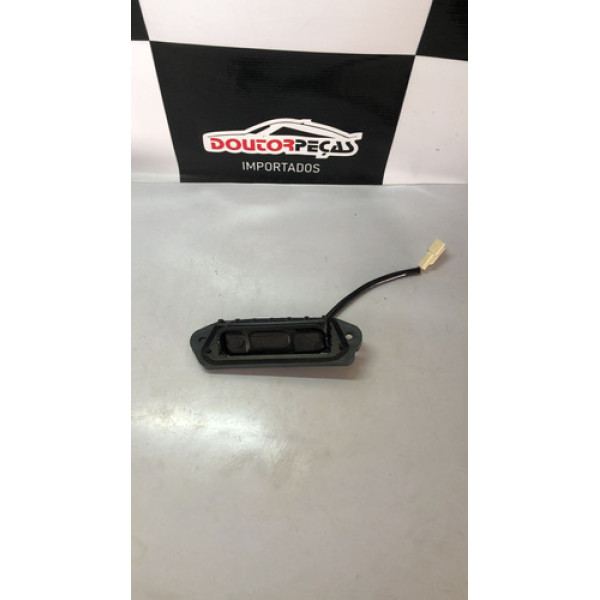 Macaneta Tampa Traseira Mitsubishi Outlander 2014