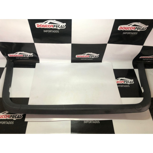 Acabamento Interno Superior Tampa Traseira Kia Sportage 2010