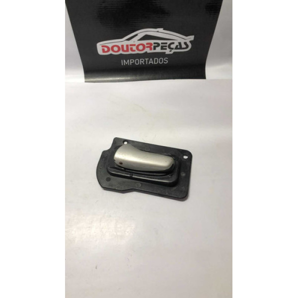 Macaneta Interna Dianteira Esquerda Gm Vectra 1997 a 2005 Dianteira