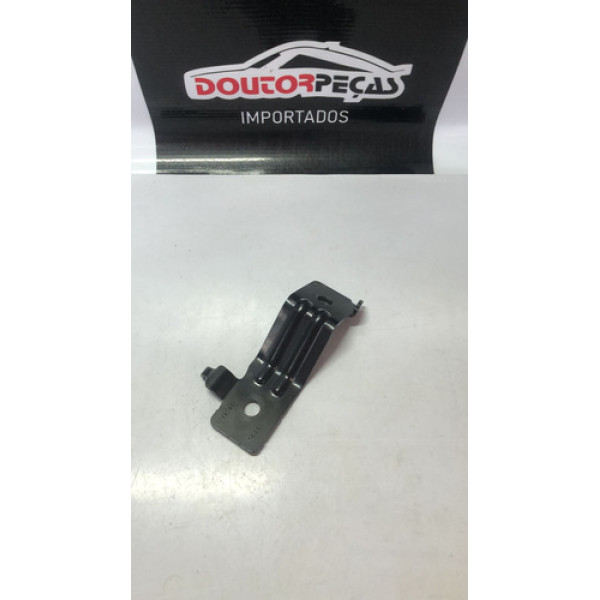 Suporte Banco Traseiro Direito Nissan Kicks 2018 Branco