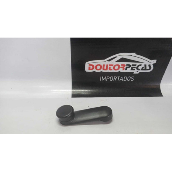 Manivela Dianteiro Direito Corsa Classic 04/10