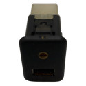 Botao Conector Tomada Usb Auxiliar Cobalt 2013 2015 (usado)