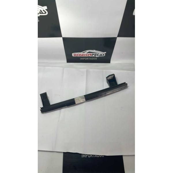 Guia Vidro Dianteiro Direito Hr 2009