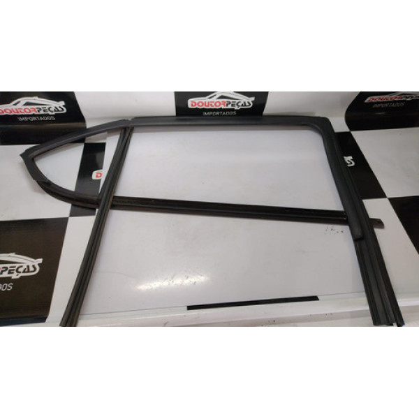 Pestana Externa Traseira Esquerda Jac J3 Prateado