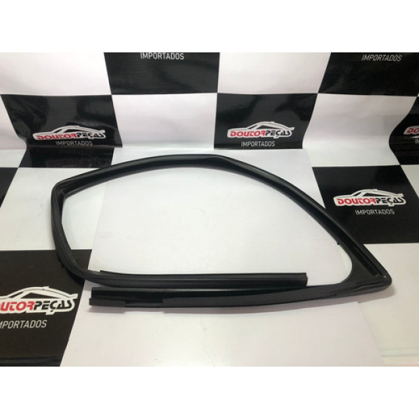 Canaleta Dianteira Esquerda Ford Fusion 2008