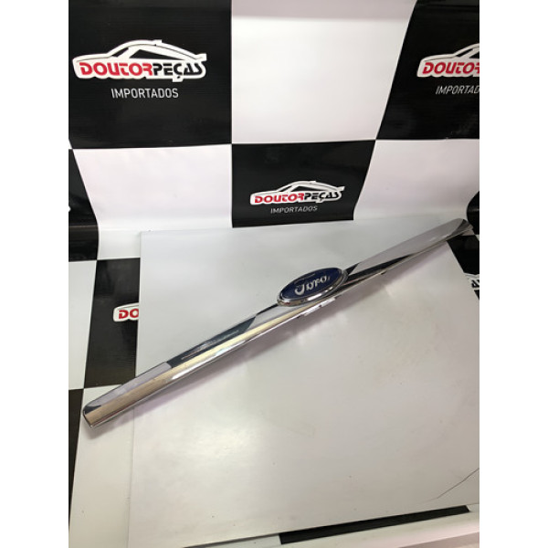 Aplique Tampa Traseira Ford Fusion 2006 A 2009 Prateado