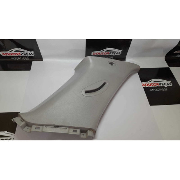 Acabamento Coluna Tras Esq Kia Sportage Lx 2.0 06/10 Marrom-escuro