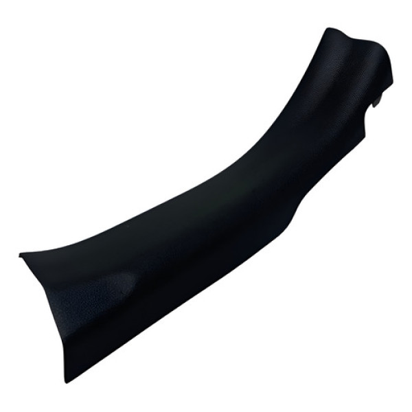 Soleira Interna Porta Traseira Direita Kicks 2018 2019 2020 Preto