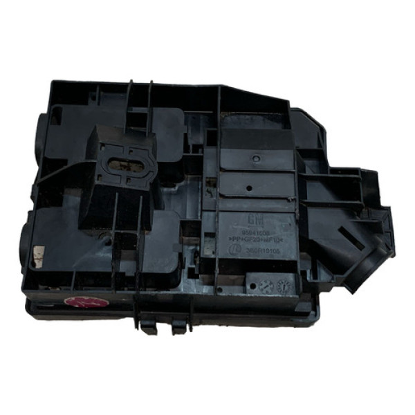 Base Caixa Fusíveis Gm Onix Prisma 2013 A 2019