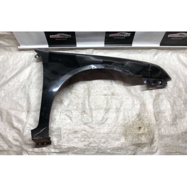 Paralama Direito Ford Fusion 2008 (detalhe)